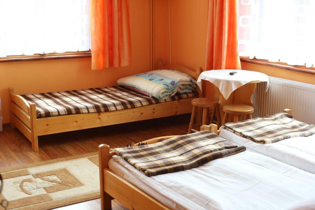 Pokoje Goscinne U Ady Jurgów エクステリア 写真