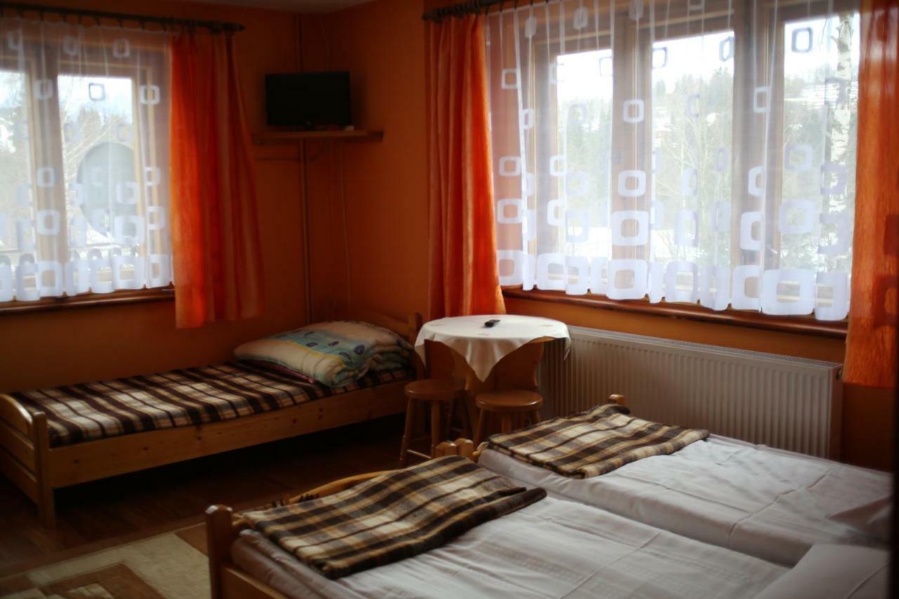 Pokoje Goscinne U Ady Jurgów エクステリア 写真